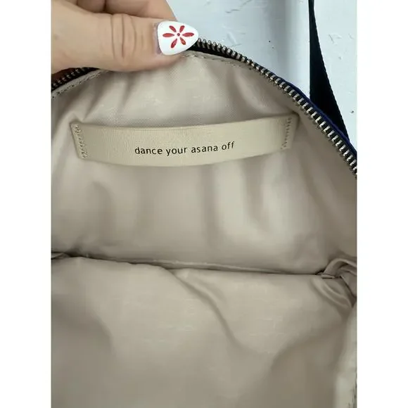 Lululemon Crossbody Bag Womens Adjustable Strap Festival Purse Shadow wrap Blue - Picture 7 of 12